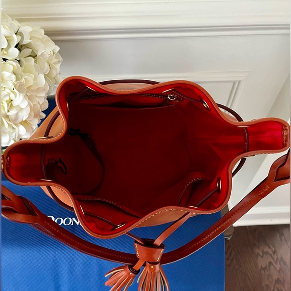 Dooney and Bourke Tasha Florentine Leather Drawstring Shoulder Bag Natural EUC - Picture 8 of 15